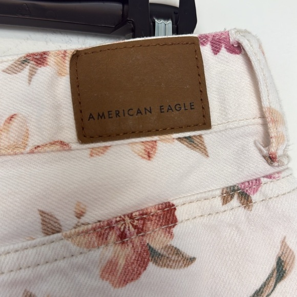 American Eagle White with Pink and Orange Floral Print Mom Shorts. Size 14. - Picture 9 of 16